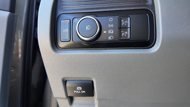 Used 2026 Ford F250 XLT AWD/4WD image 17