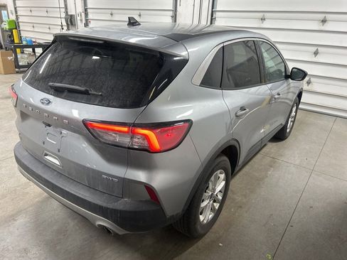 Certified 2022 Ford Escape SE w/ Convenience Package image 4