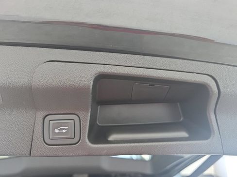 Used 2023 GMC Acadia Denali w/ Black Diamond Edition FWD image 19