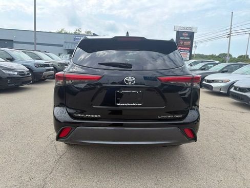 Used 2021 Toyota Highlander Limited AWD/4WD image 5