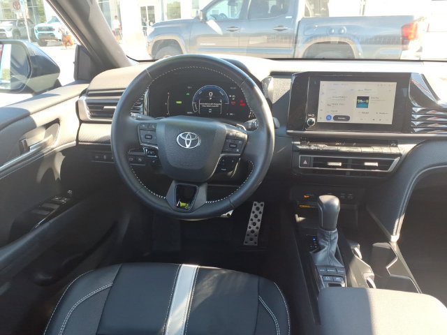 Used 2026 Toyota Camry SE w/ Convenience Package FWD image 10