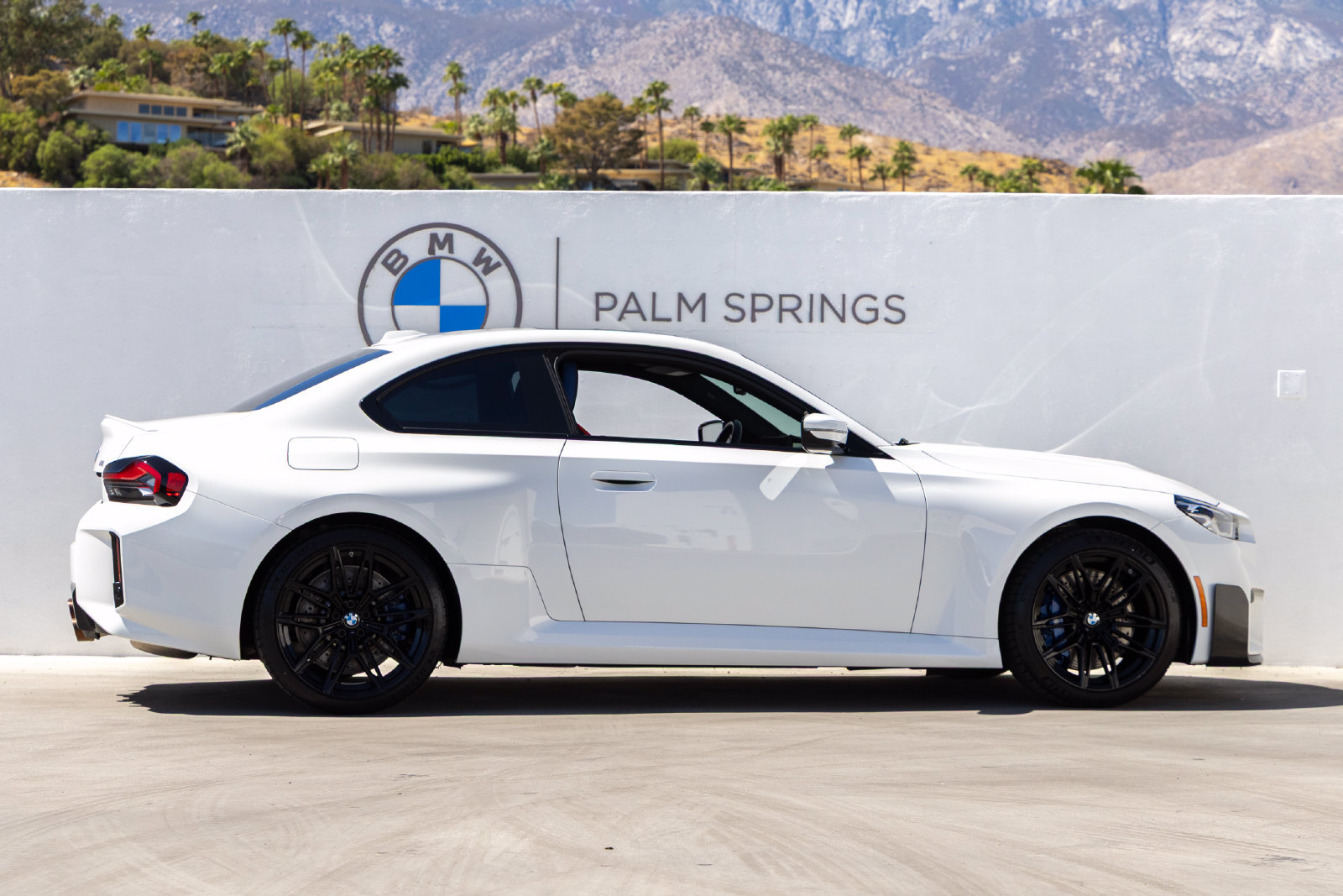 Used 2024 BMW M2 w/ Lighting Package RWD image 5