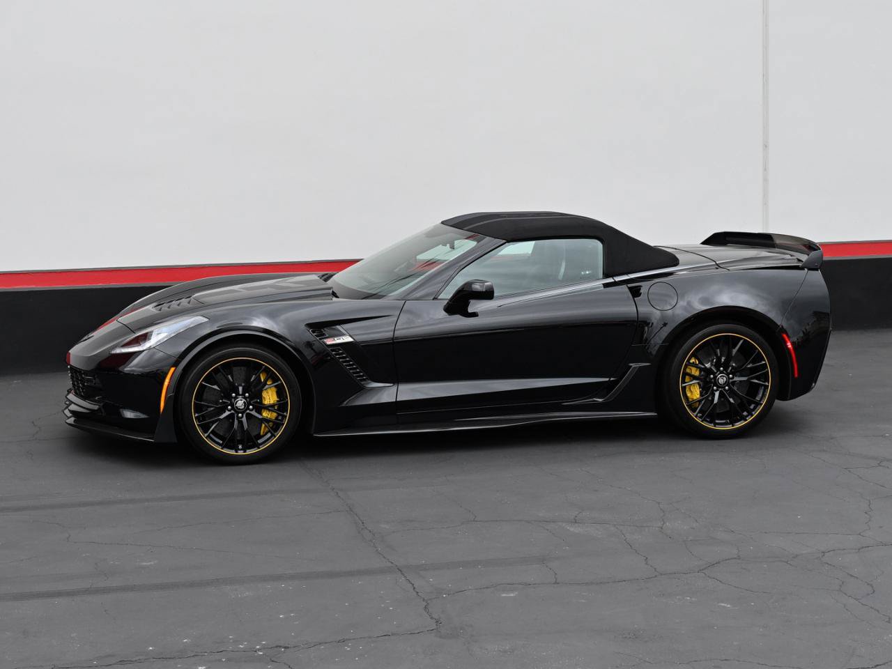 Used 2016 Chevrolet Corvette Z06 w/ C7.r Special Edition RWD image 8