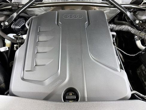 New 2025 Audi Q5 Premium Plus image 22