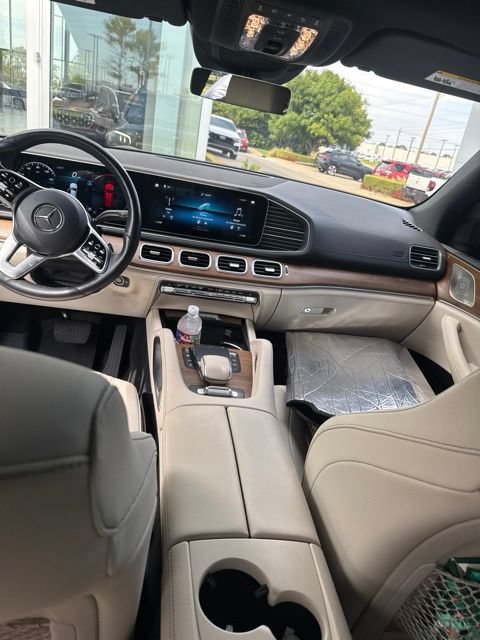 Used 2023 Mercedes-Benz GLS 450 4MATIC image 9