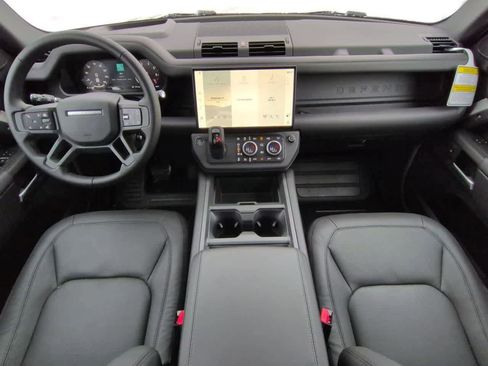 New 2026 Land Rover Defender 110 X-Dynamic SE image 14