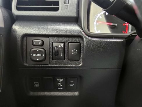 Used 2024 Toyota 4Runner Limited AWD/4WD image 33