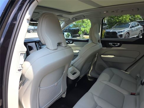 Used 2024 Volvo XC60 B5 Plus AWD/4WD image 16