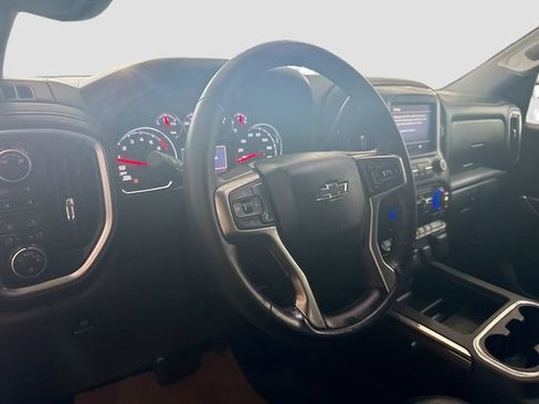 Used 2019 Chevrolet Silverado 1500 LT Trail Boss AWD/4WD image 10