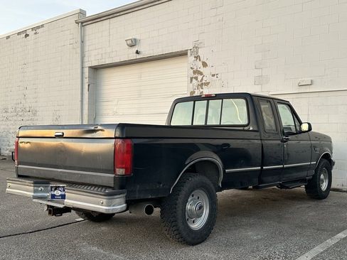 Used 1996 Ford F250 XLT image 4