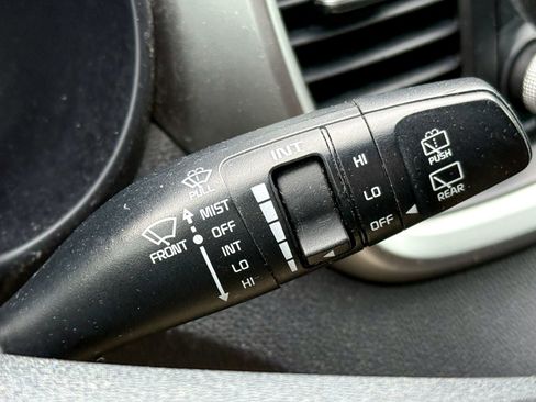 Used 2018 Kia Sorento AWD image 27