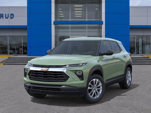 New 2026 Chevrolet TrailBlazer LS w/ LS Convenience Package AWD/4WD image 6