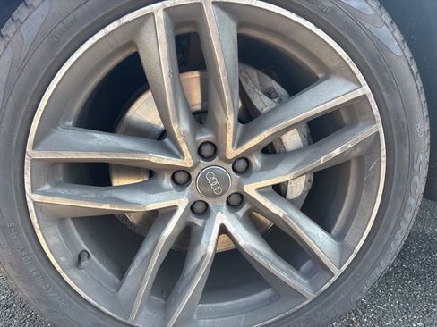 Certified 2018 Audi Q7 3.0T Prestige w/ Prestige Package AWD/4WD image 3