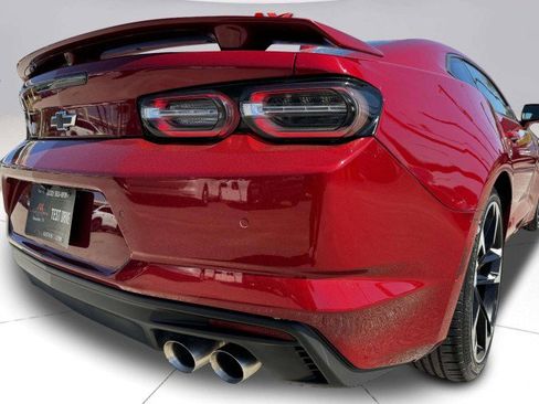 Used 2019 Chevrolet Camaro SS image 14