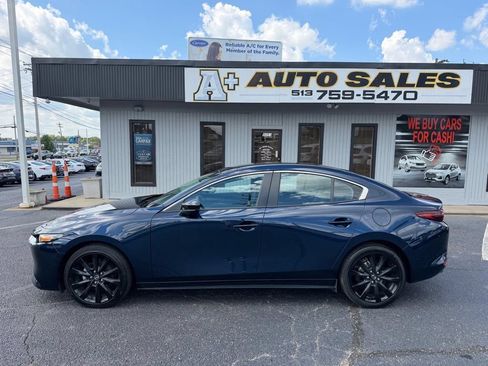 Used 2024 MAZDA MAZDA3 s FWD image 1