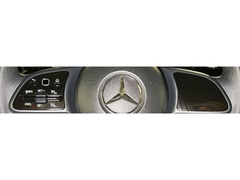 Used 2024 Mercedes-Benz Sprinter 2500 image 28