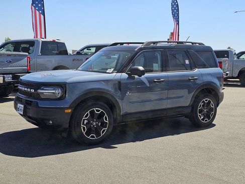 New 2026 Ford Bronco Sport Outer Banks w/ Outer Banks Tech Package+ AWD/4WD image 4