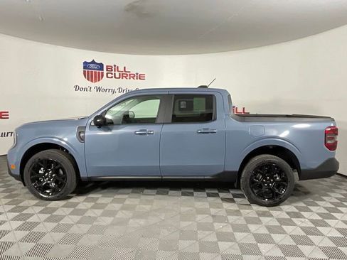 New 2025 Ford Maverick Lariat w/ Black Appearance Package image 6