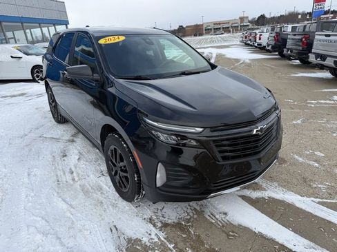 Used 2024 Chevrolet Equinox LT image 7