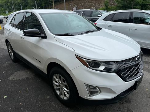 Used 2019 Chevrolet Equinox LT AWD/4WD image 2