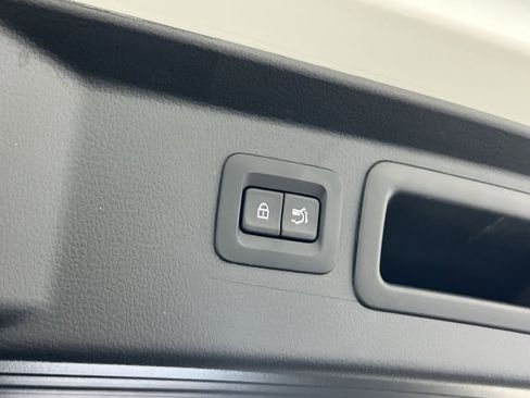 Used 2025 MAZDA CX-50 AWD 2.5 S w/ Premium Package image 27