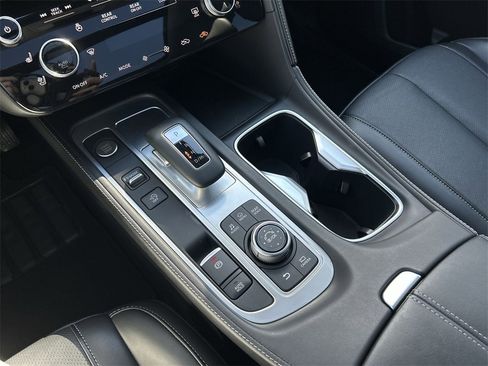 Certified 2025 INFINITI QX60 Luxe image 22