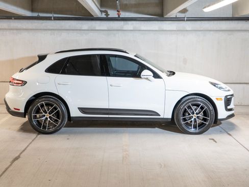 Certified 2023 Porsche Macan AWD/4WD image 8