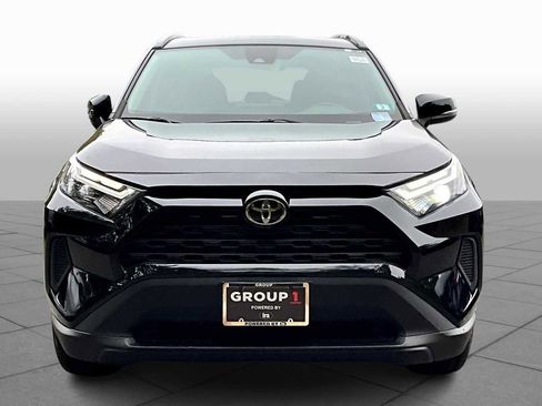 Certified 2022 Toyota RAV4 XLE image 3