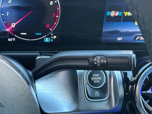 New 2025 Mercedes-Benz GLB 250 250 image 16