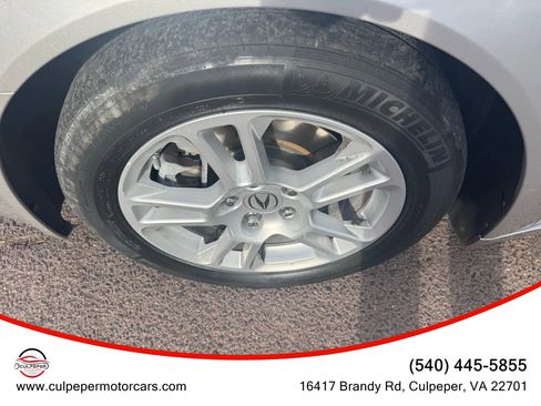 Used 2010 Acura TL w/ Technology Package image 29