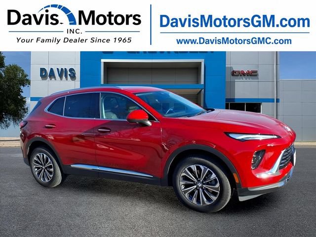 Used 2025 Buick Envision Preferred AWD/4WD image 1