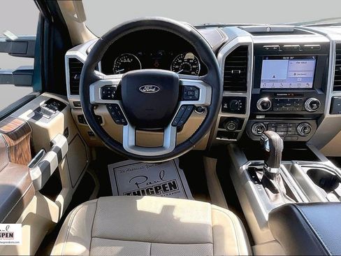 Used 2018 Ford F150 Lariat w/ Equipment Group 502A Luxury AWD/4WD image 5