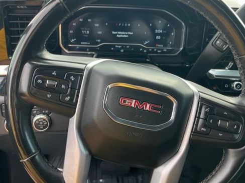 Used 2023 GMC Sierra 1500 SLT AWD/4WD image 16