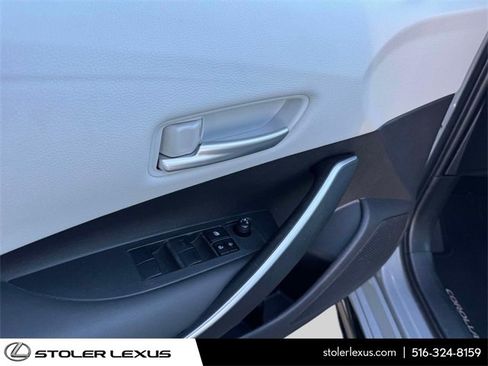 Used 2022 Toyota Corolla SE image 19