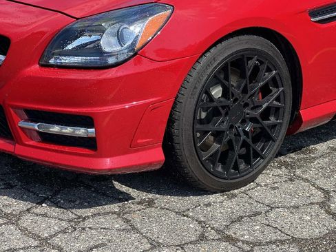 Used 2015 Mercedes-Benz SLK 250 image 8