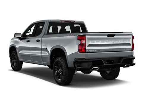 Used 2021 Chevrolet Silverado 1500 Custom Trail Boss w/ Safety Confidence Package AWD/4WD image 2