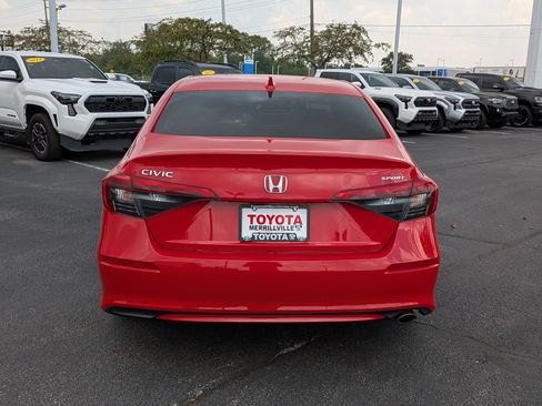 Used 2023 Honda Civic Sport image 7