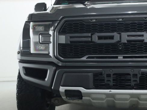 Used 2018 Ford F150 Raptor w/ Equipment Group 802A Luxury AWD/4WD image 6