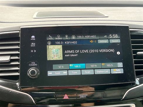 Used 2021 Honda Pilot Touring image 15