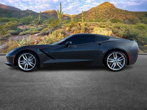 Used 2018 Chevrolet Corvette Stingray Coupe w/ 1LT image 8