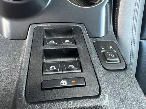 Used 2024 Ford Bronco Black Diamond AWD/4WD image 30