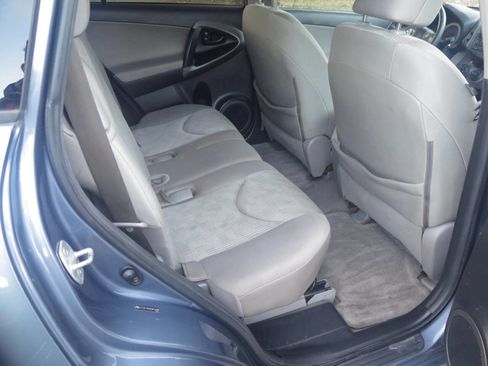 Used 2012 Toyota RAV4 Base 4dr SUV w/ Value Pkg image 14