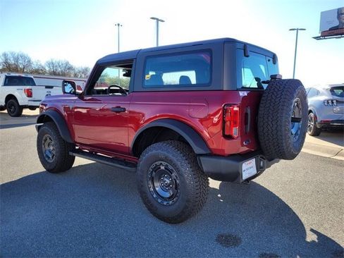 New 2025 Ford Bronco Base w/ Sasquatch Package image 7