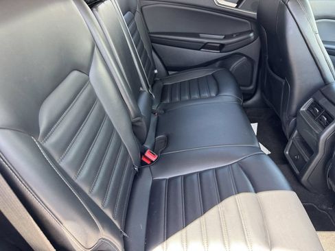 Used 2024 Ford Edge SEL AWD/4WD image 12