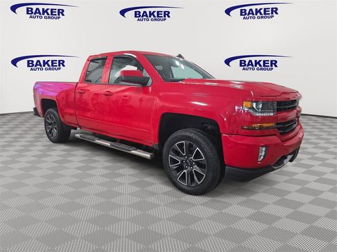Used 2017 Chevrolet Silverado 1500 LT w/ All Star Edition image 3