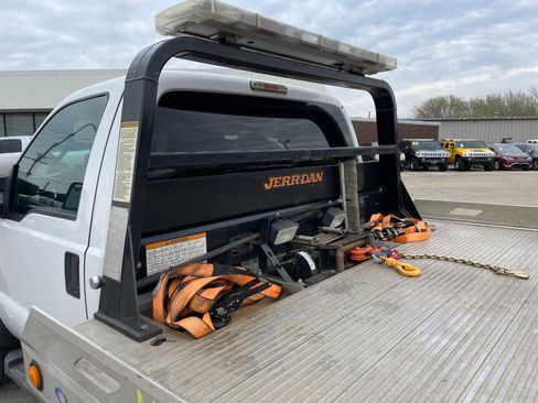 Used 2013 Ford F550 2WD Regular Cab Super Duty w/ Payload Upgrade Pkg image 23