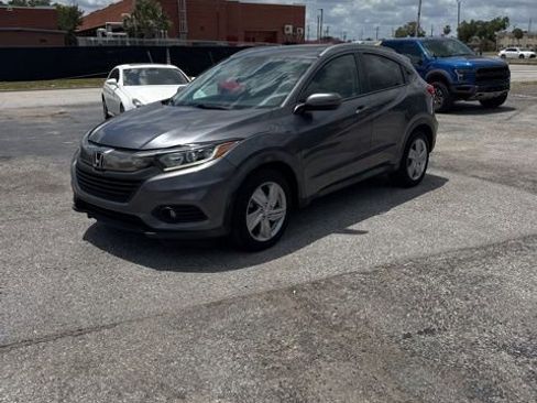 Used 2019 Honda HR-V EX image 1