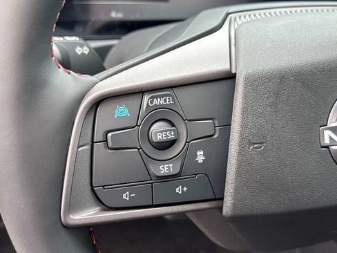 New 2026 Nissan Sentra SR w/ SR Premium Package FWD image 25