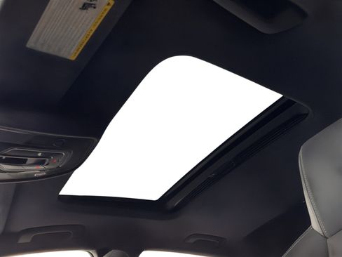 Used 2024 Audi S4 Premium image 18