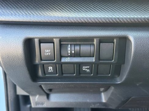 Used 2019 Subaru Crosstrek 2.0i Premium AWD/4WD image 14